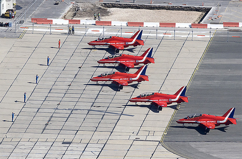 red-arrows-3 red-arrows-3